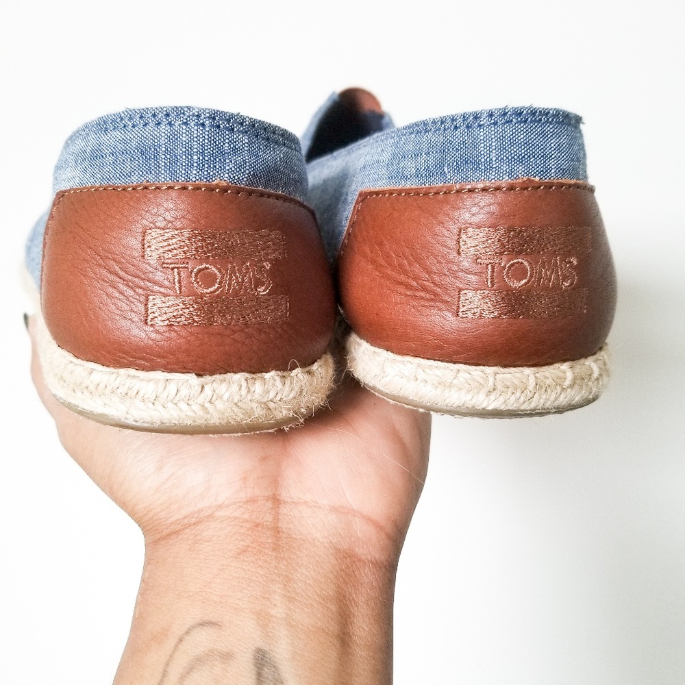 SOLD | Denim Peep toe Tom's Womens - Picture 3 of 5
